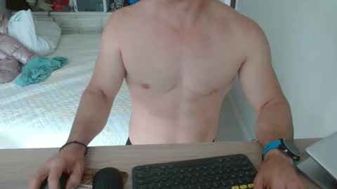 Snapshot of mitcheli chatting on February 23, 3:31 pm Onlyfans online show from February 23, 3:31 pm