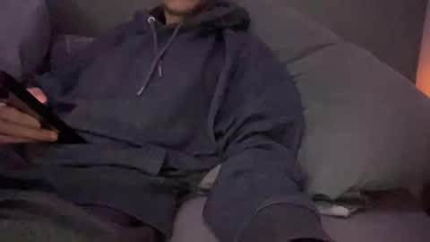 Snapshot of mitchellw7752 chatting on October 24, 9:06 am mitchellw7752 online show from October 24, 9:06 am