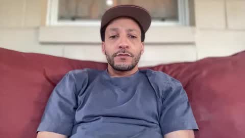 Snapshot of mixedmandingo313 chatting on May 4, 11:12 pm Devin Mandingo online show from May 4, 11:12 pm