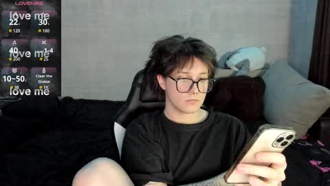 Miya online show from January 25, 2:58 pm