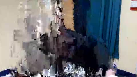 Cutiepie online show from April 6, 6:09 pm