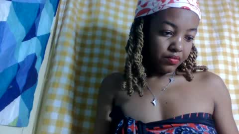 mmyriame online show from July 5, 5:03 am