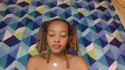 mmyriame online show from July 12, 11:34 am