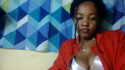 mmyriame online show from July 27, 11:01 pm