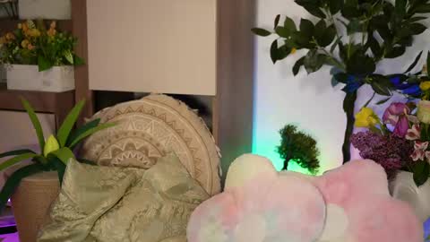 Ruxxx online show from April 18, 7:58 pm