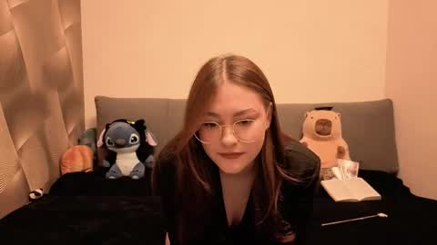 Alyaska online show from April 27, 9:13 pm