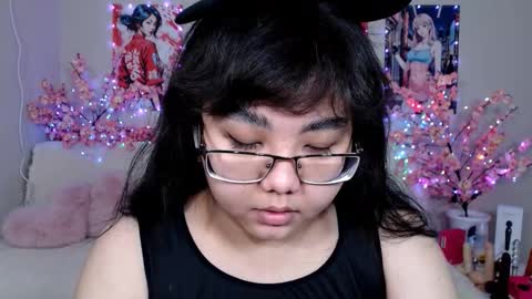 Molly online show from March 27, 4:07 am