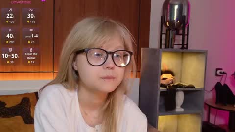 moliqin online show from April 14, 7:36 am