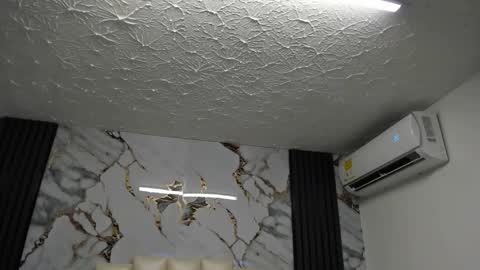 Hey Guys  Im Mollie online show from March 26, 12:11 pm