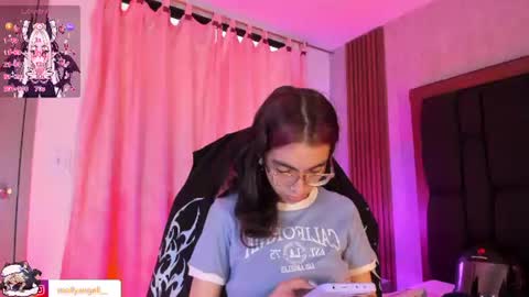 Molly online show from July 11, 3:48 pm