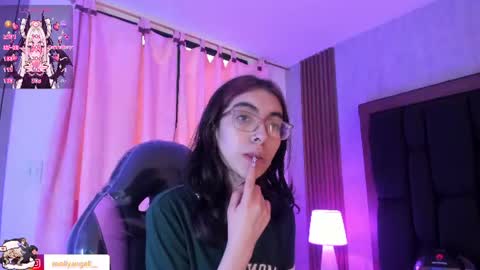 Molly online show from July 29, 4:38 pm