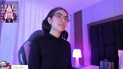 Molly online show from August 5, 3:59 pm