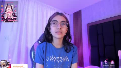 Molly online show from August 8, 3:14 pm
