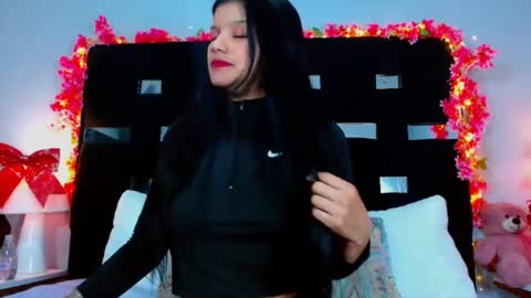 molly online show from December 21, 6:55 pm