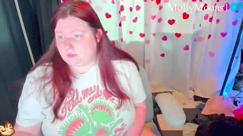 molly_moons online show from May 5, 5:43 pm