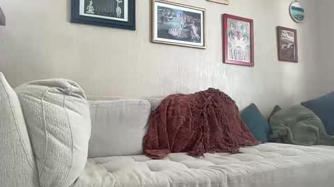 Molly online show from May 22, 3:39 pm