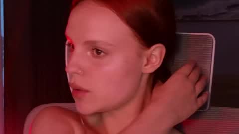 Molly online show from April 25, 4:37 am