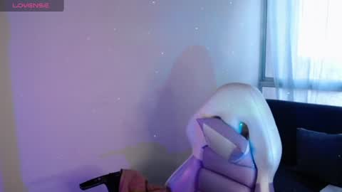 Molly  online show from July 22, 11:02 am