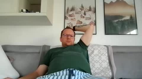 molnarzsolt online show from April 26, 8:45 am