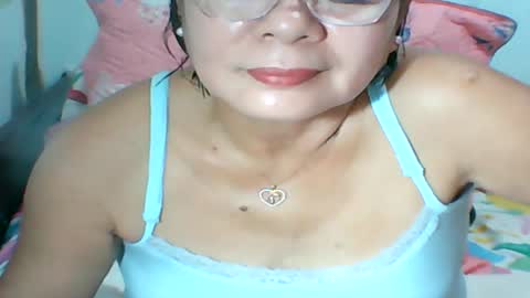 mombastic55 online show from July 2, 5:46 am