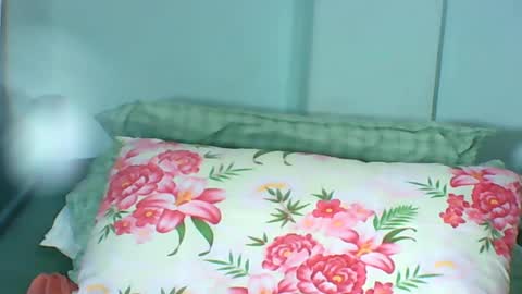 mombastic55 online show from July 16, 5:02 am