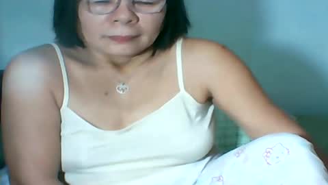 mombastic55 online show from July 22, 9:17 pm