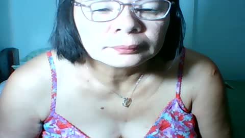mombastic55 online show from July 23, 9:02 pm