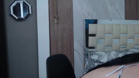 Snapshot of mommy_dulce chatting on February 11, 1:32 am ANDREA online show from February 11, 1:32 am