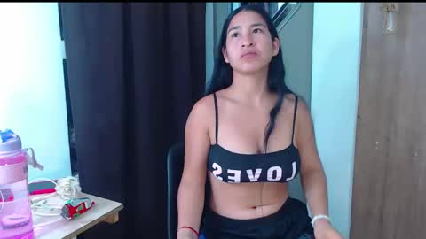 Snapshot of mommy_dulce chatting on February 12, 1:11 am ANDREA online show from February 12, 1:11 am