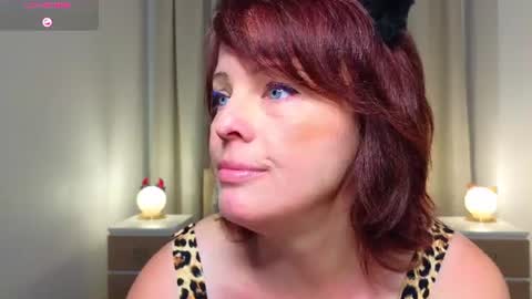 Snapshot of mommymelodie chatting on July 14, 10:21 am mommymelodie online show from July 14, 10:21 am