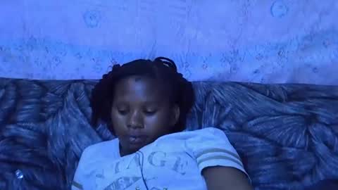 momsdoll online show from February 3, 6:22 am