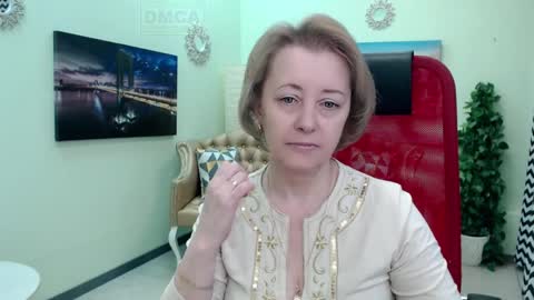 Mona online show from April 11, 10:30 am