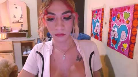 monicalimite123 online show from February 25, 5:33 pm