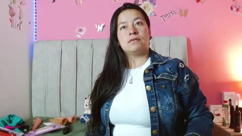 monickhot303av online show from September 17, 5:20 am