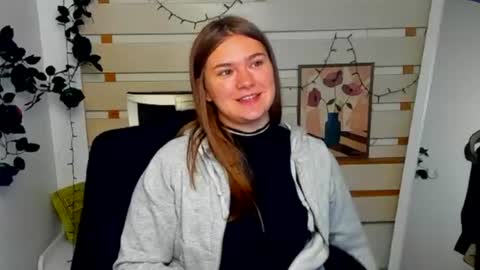 Monika online show from July 8, 9:47 am
