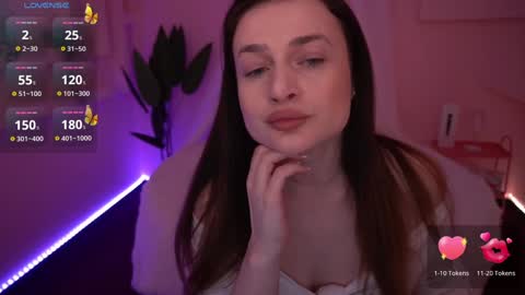 Monica online show from February 1, 3:18 pm