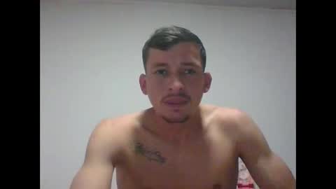 Snapshot of monito_hot17 chatting on December 5, 4:58 pm monito_hot17 online show from December 5, 4:58 pm