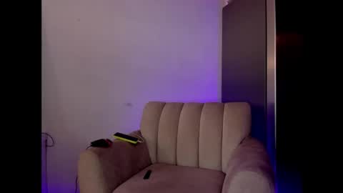 monky_0002 online show from March 1, 1:35 pm