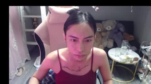 ELYSE A SIMPLE GIRL online show from June 19, 11:14 am