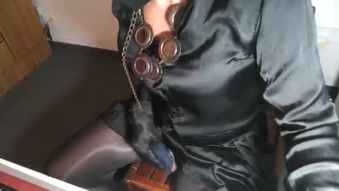 Sabrina online show from April 23, 8:33 pm