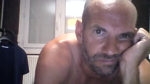 Snapshot of montmasse chatting on July 1, 8:08 pm montmasse online show from July 1, 8:08 pm