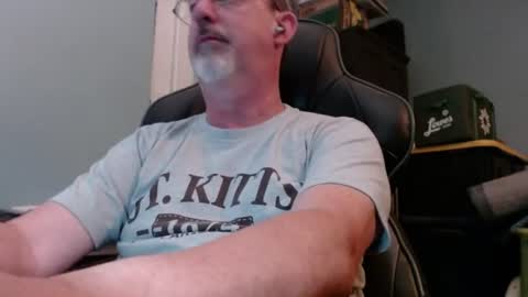 Maybe it is a midlife crisis... online show from July 17, 2:18 am