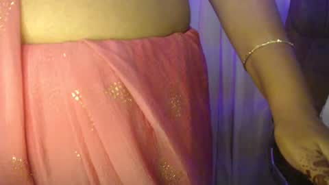 Snapshot of moody_maya chatting on November 2, 11:12 am Maya online show from November 2, 11:12 am