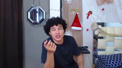 moon_and_fire_ online show from January 8, 3:31 am