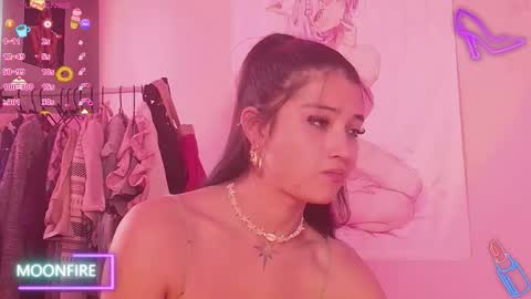 Snapshot of moonfiredance chatting on October 29, 7:48 pm Nicky online show from October 29, 7:48 pm