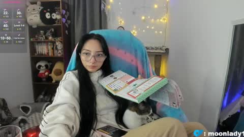 MOON  online show from March 31, 2:24 am