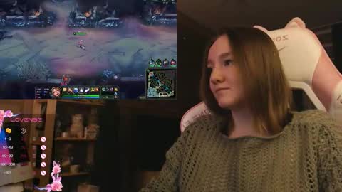 Katrin online show from December 5, 7:54 pm