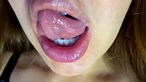 moonrose69 online show from August 3, 10:13 pm