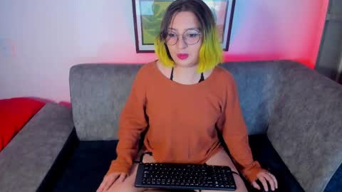 morgana_noctis online show from May 14, 11:00 pm