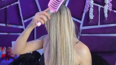 MorganHarper online show from April 18, 4:05 am